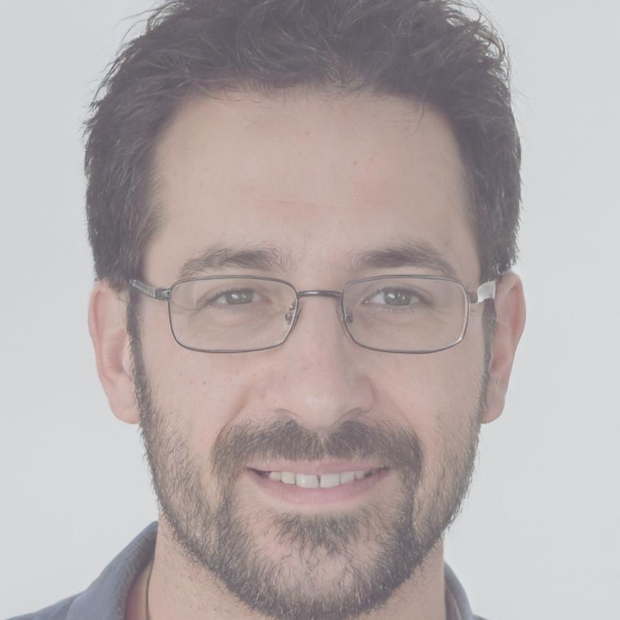 Foto Rifki, klien yang menggunakan jasa Viorae untuk lamaran